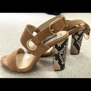 Jones New York - Tan Heel Sandals with Snakeskin Heel Size 5.5